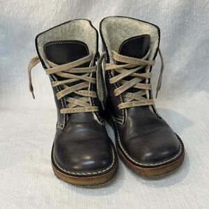 Duck Feet Faborg chocolate brown boots